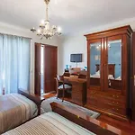 Pool & Sea Oporto Проживание в семье *