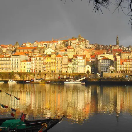 Pool & Sea Oporto