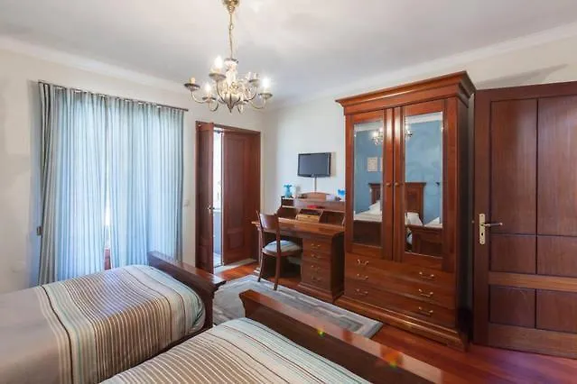 Pool & Sea Oporto בית אירוח *