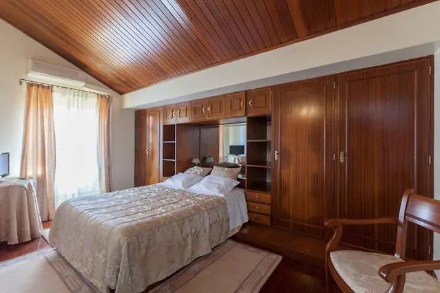 Pool & Sea Oporto * אספיניו